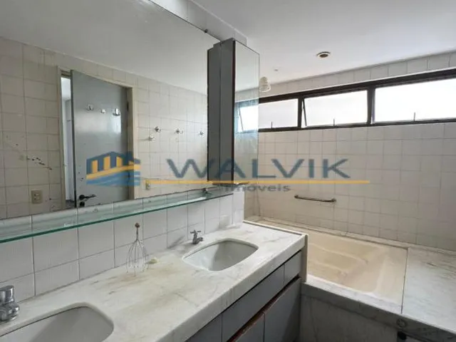 Imagem 2: Apartamento À Venda em Casa Forte com 180M²!