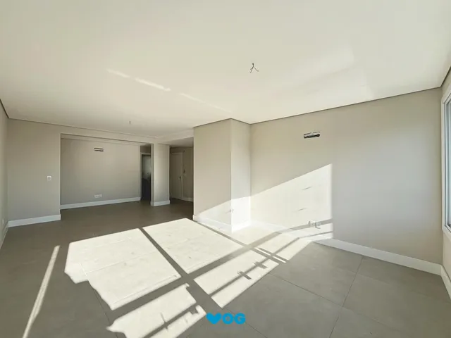 Imagem 3: Apartamento com 3 Suítes no Cristal