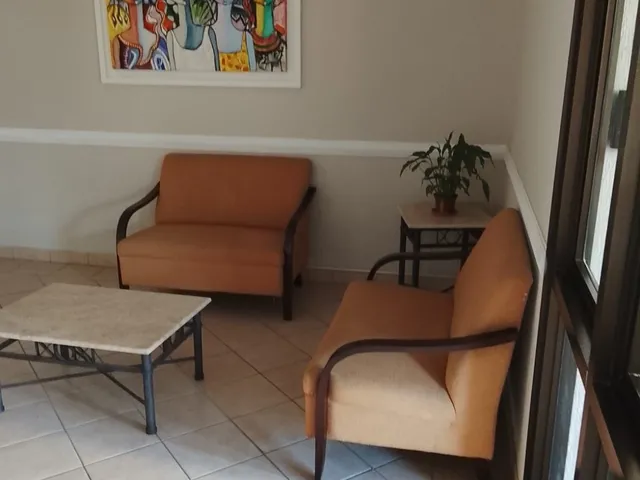 Imagem 5: Excelente Apartamento 3D, transformado em 2D, closet mobiliado c/ vaga - Cidade