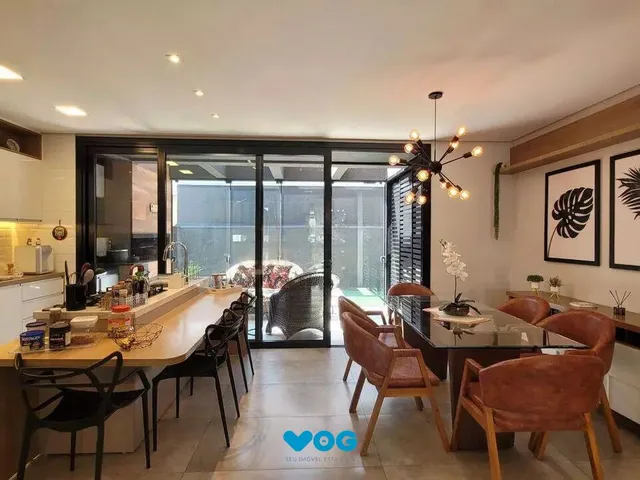 Imagem 2: Casa em condomínio com 3 dormitórios, suíte e 2 vagas