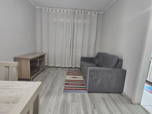 Imagem 1: Apartamento SEMI-MOBILIADO - 2 Dormitórios