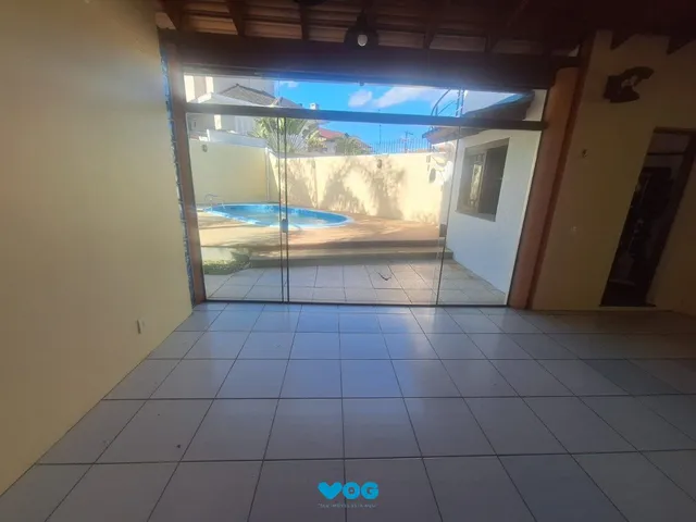 Imagem 2: Casa 5 dormitórios, 1 suíte, piscina e 2 vaga de garagem em Canoas