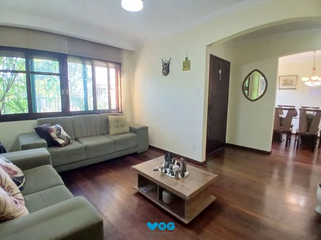 Imagem 2: Casa com 3 dormitótrios, piscina e 2 vagas de garagem em Canoas