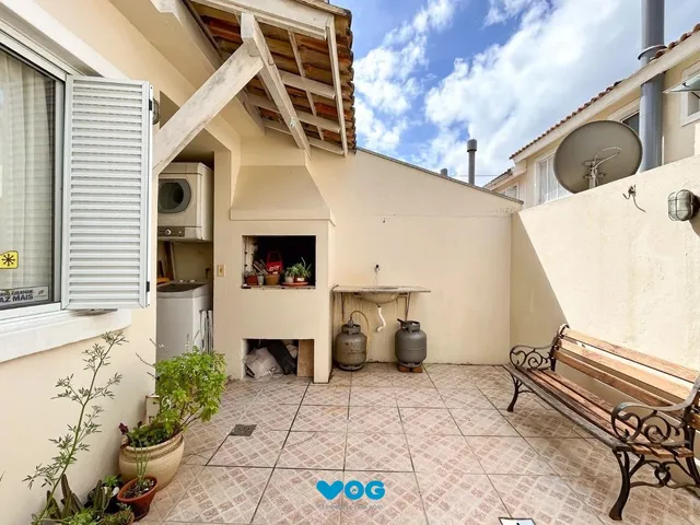 Imagem 9: Casa cem condomínio com 2 dormitórios, 1 suite, 2 vagas no bairro Cavalhada