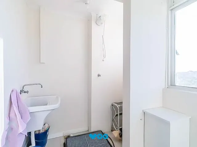 Imagem 5: Apartamento 2 Dormitórios com Garagem e Piscina – 77m² Próximo ao Centro