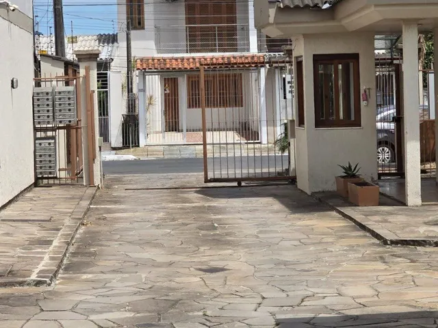 Imagem: Casa de 3 dormitórios com uma vaga de garagem
