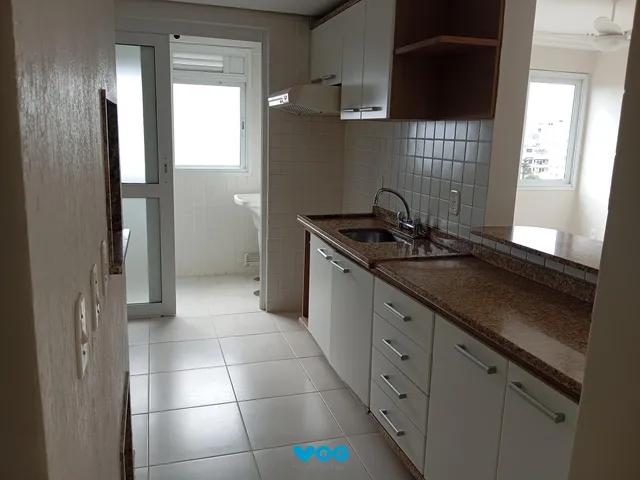 Imagem 1: Apartamento com 2 Dormitórios, Vaga Dupla e Elevador no Floresta