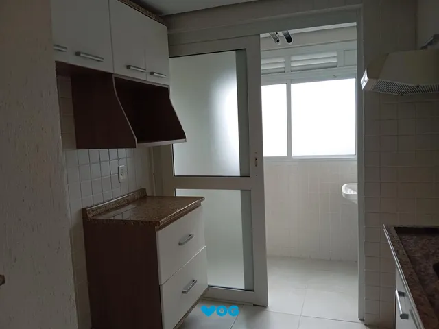 Imagem 3: Apartamento com 2 Dormitórios, Vaga Dupla e Elevador no Floresta