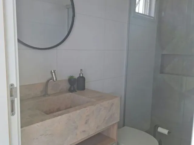 Imagem 1: Casa de 3 quartos e 2 vagas de garagem em Canoas