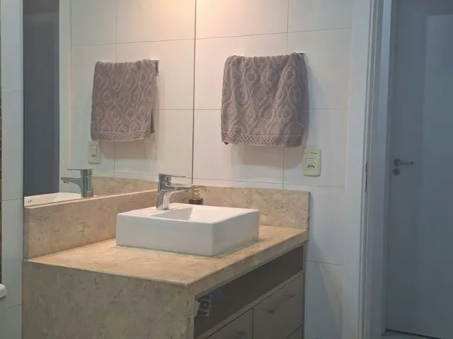 Imagem 2: Casa de 3 quartos e 2 vagas de garagem em Canoas