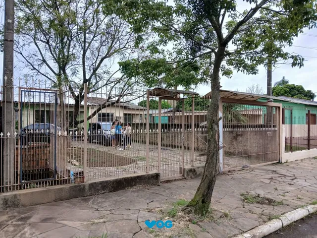 Imagem 1: Casa de 3 dormitórios e 2 vagas de garagem em canoas