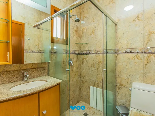 Imagem 1: Casa 4 dormitórios à venda Moinhos de Vento Canoas/RS