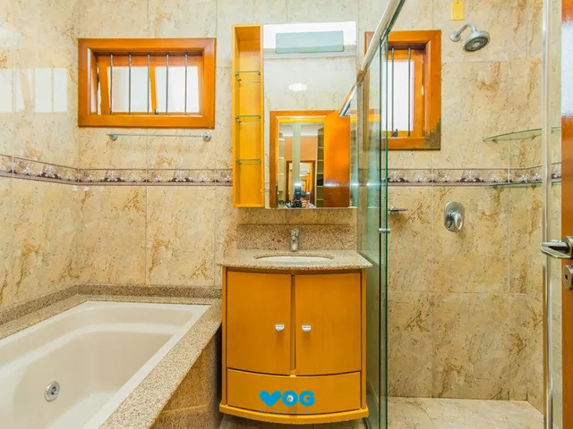 Imagem 5: Casa 4 dormitórios à venda Moinhos de Vento Canoas/RS