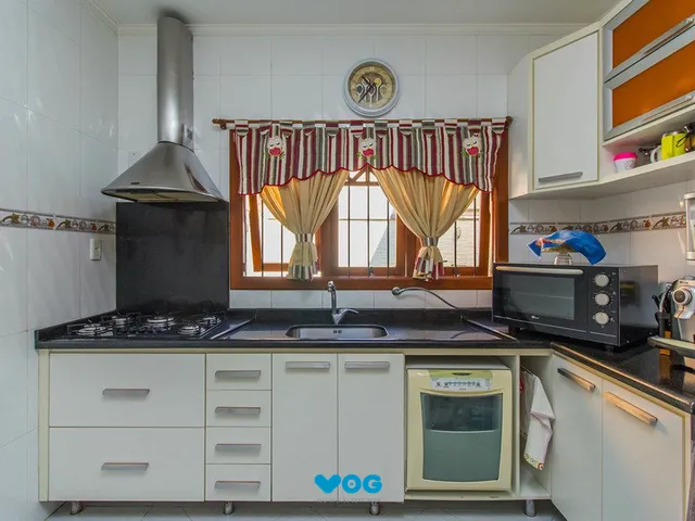 Imagem 14: Casa 4 dormitórios à venda Moinhos de Vento Canoas/RS