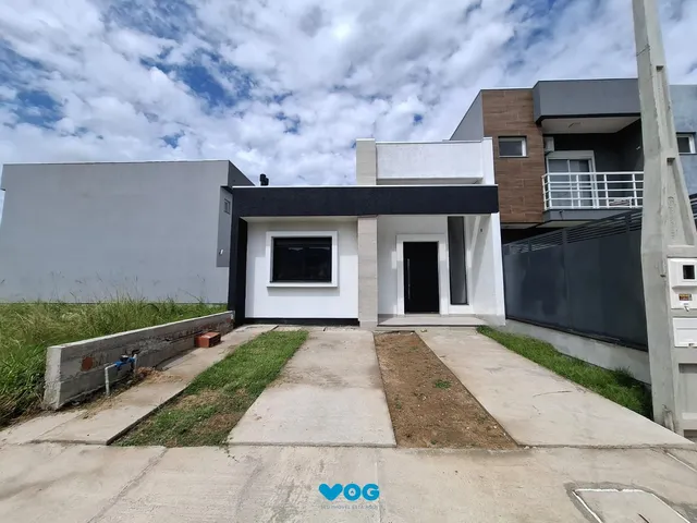 Imagem: Casa 3 Dorm com Pé Direito Alto e 2 Vagas