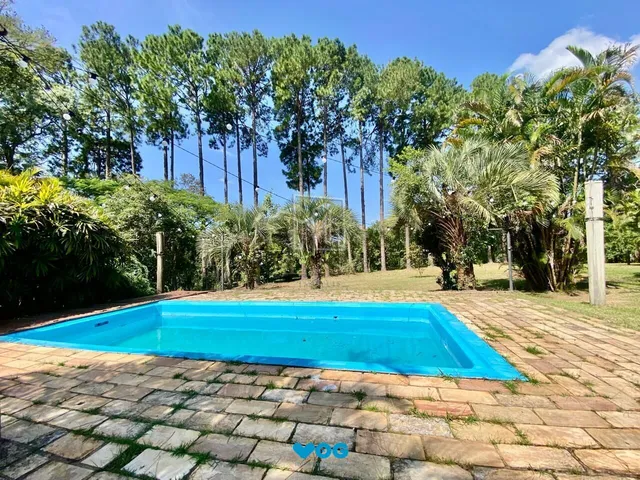 Imagem 1: Sítio com 7.225m², 3 Suítes, Salão de Festas e Piscina a 10 Minutos do Centro de
