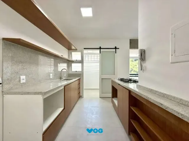 Imagem 3: Apartamento 2 dormitórios, sacada com churrasqueira no Cristo Redentor