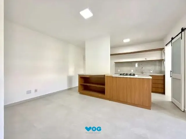 Imagem 5: Apartamento 2 dormitórios, sacada com churrasqueira no Cristo Redentor