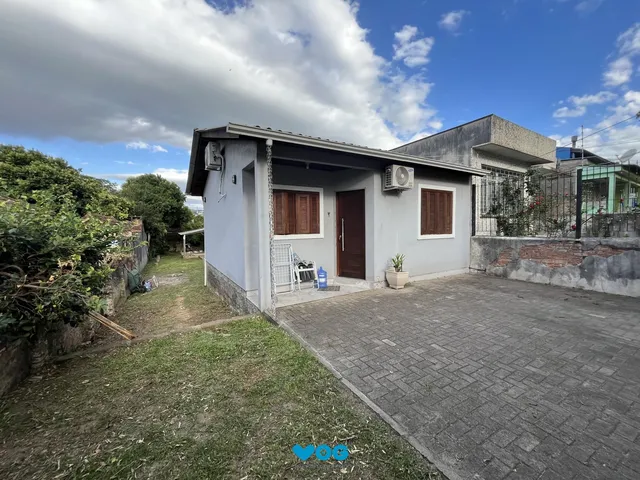 Imagem: Casa com pátio grande semi-mobiliada no