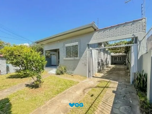Imagem: Casa no bairro Cavalhada de 3 dormitórios