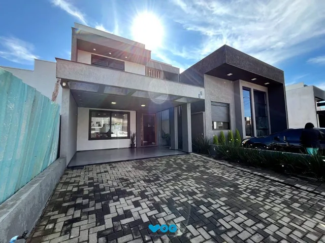 Imagem: Casa de 3 dormitórios e 4 vagas de garagem
