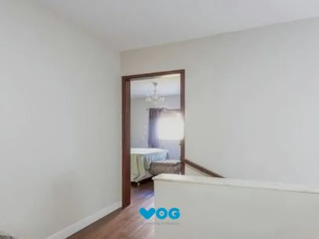 Imagem 2: Sobrado no Menino Deus de 3 dormitórios e vaga