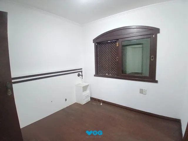 Imagem 5: Casa de 3 dormitórios, piscina e 4 vagas de garagem em Canoas