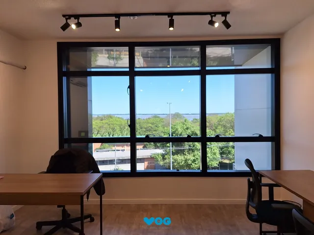 Imagem: Sala Comercial Mobiliada no Menino Deus