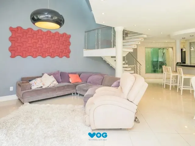 Imagem: Casa em condomínio 4 suítes no bairro