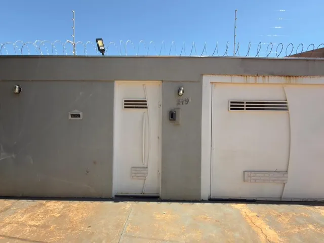 Imagem 2: Casa para Venda em Campo Grande, Jardim Noroeste, 2 dormitórios, 2 suítes, 3 banheiros