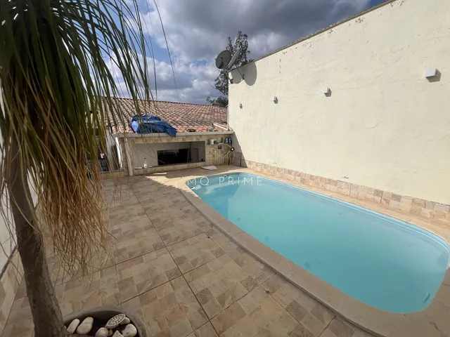 Imagem 1: Casa de 3 quartos no bairro Te Juco Esmeraldas/MG