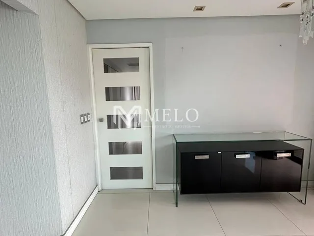 Imagem 10: PARNAMIRIM - Apto com 4qts., 4suites, 3vagas, 200m²