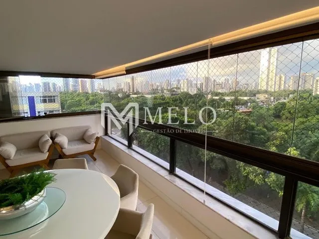 Imagem 2: EXCELENTE APARTAMENTO NA TORRE,4qts,3suites, 3vagas, 270m2