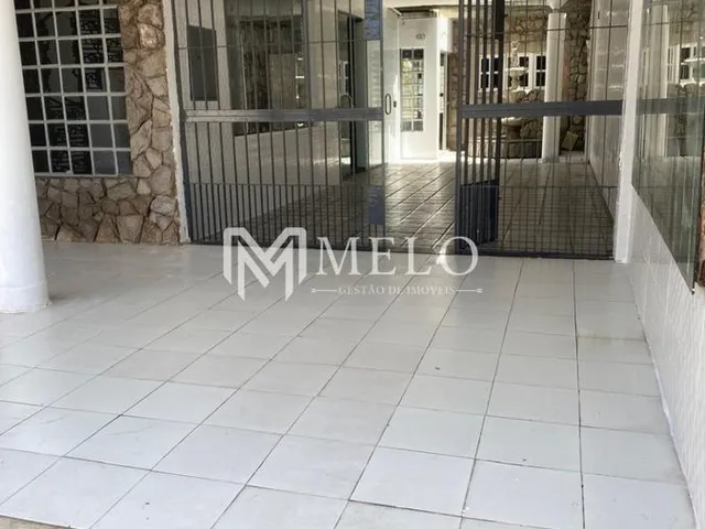 Imagem 4: SÃO DUAS CASAS - 6qts., 2suites, 6vagas, 460m2 no Cordeiro - ACEITA FINANCIAMENTO