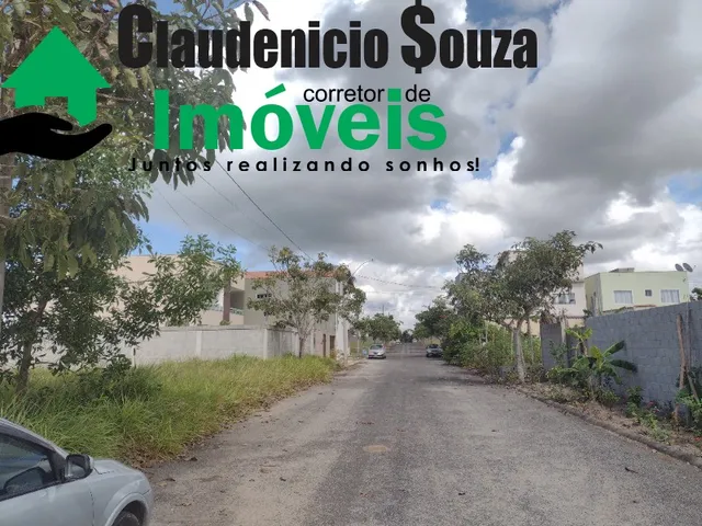 Imagem 2: Casa à venda em Fundão-ES: 2 quartos, 1 suíte, 1 sala, 2 banheiros, 4 vagas de
