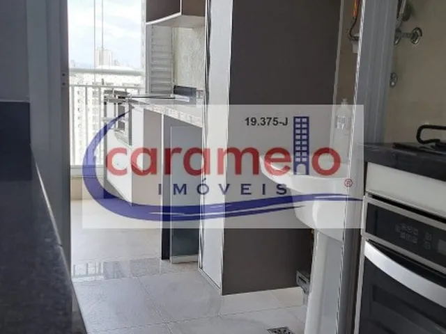 Imagem 3: Apartamento de 2 quartos com suíte e 2 vagas na Vila Anastácio, São Paulo-SP: confira