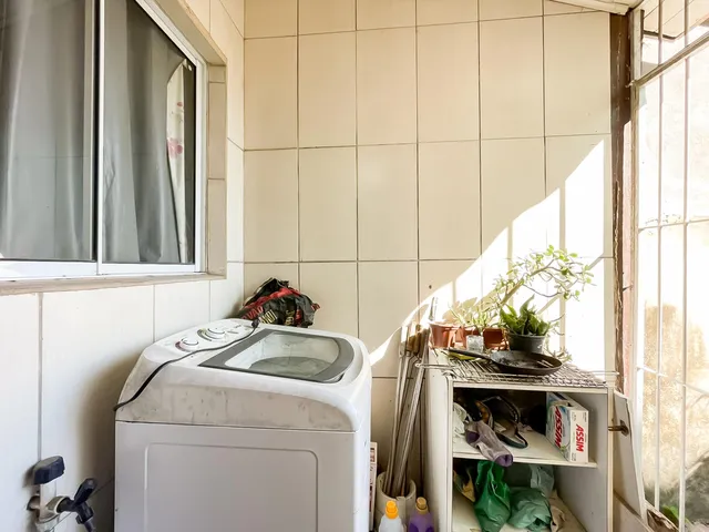 Imagem 8: Impecável casa à venda em Porto Alegre-RS, bairro Hípica: 2 quartos, 1 banheiro, 1