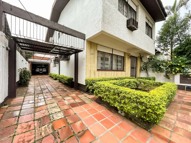Imagem: CASA RESIDENCIAL em Porto Alegre - RS, Nonoai