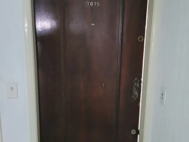 Imagem 9: Apartamento à venda em Porto Alegre-RS, bairro Floresta: 2 quartos, 2 banheiros, 1 vaga