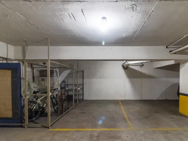 Imagem 10: Apartamento à venda em Porto Alegre, Petrópolis, com 2 quartos, 74m²