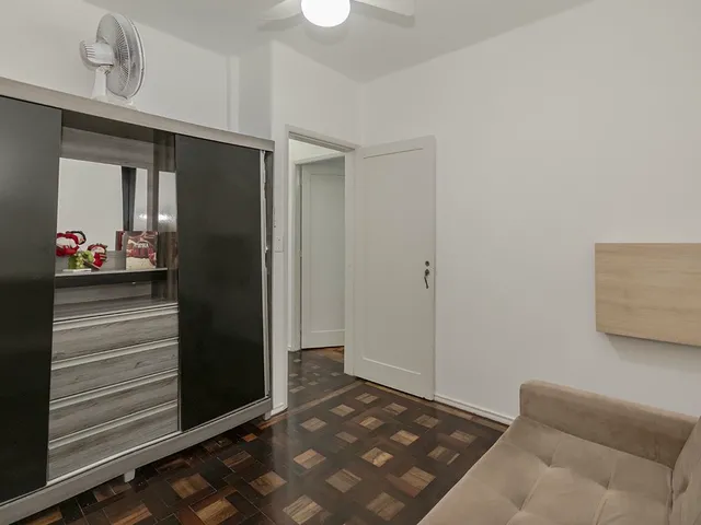 Imagem 11: Apartamento À Venda no Coração de Porto Alegre-Rs, Centro Histórico: 2 Quartos, 1