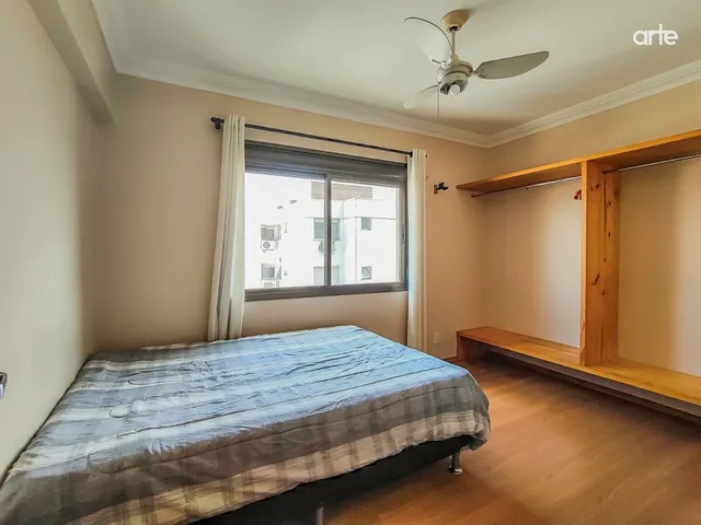 Imagem 4: Apartamento à venda em Porto Alegre-RS, bairro Rio Branco: 3 quartos, 1 suíte, 5