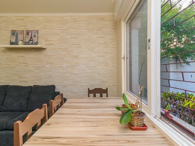 Imagem 4: Oportunidade Única: Apartamento À Venda em Porto Alegre-Rs, 2 Quartos, 1 Banheiro