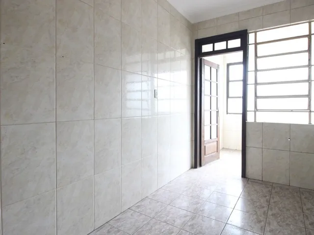 Imagem 14: Apartamento à venda em Porto Alegre-RS, bairro Rio Branco: 3 quartos, 1 suíte, 6