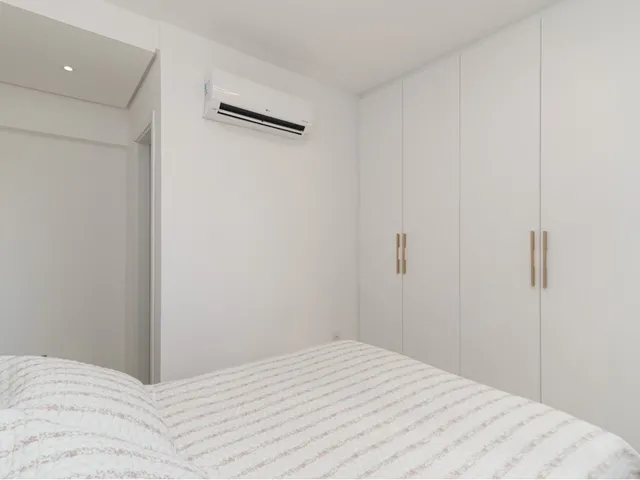 Imagem 11: Apartamento à venda em Porto Alegre - Higienópolis: 2 quartos, 1 suíte, 2 banheiros, 2