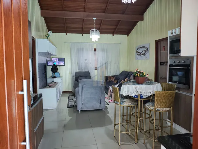 Imagem 2: Casa à venda no bairro São João do Rio Vermelho - Florianópolis/SC