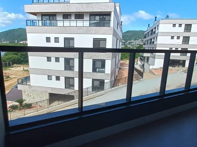 Imagem 7: Lindo apartamento de alto padrão no bairro João Paulo em Florianópolis. Vista completa
