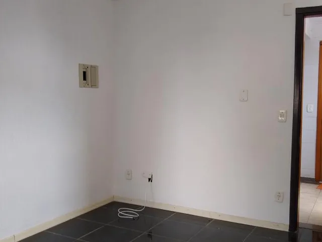 Imagem 1: Apartamento com 2 Dormitorio(s) localizado(a) no bairro Nossa Senhora das Graças em