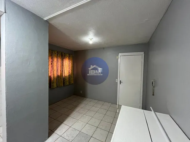 Imagem 6: Apartamento com 2 Dormitorio(s) localizado(a) no bairro Guajuviras em Canoas / Rio