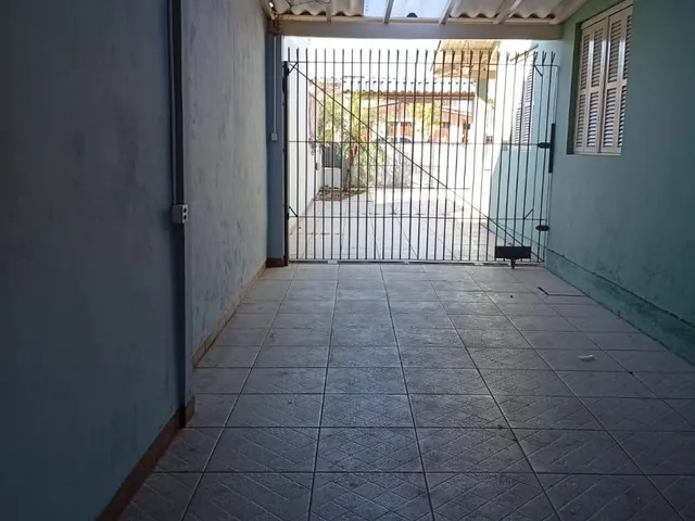 Imagem 4: Casa de dois dormitórios com espaço de lazer, próxima ao shopping canoas